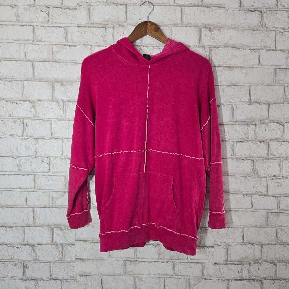 Wild Fable cute hot pink sweatshirt